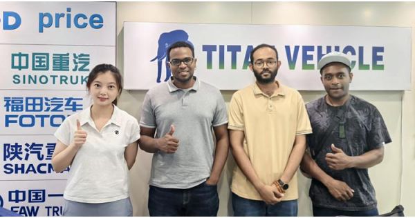Clientes de Zimbabue adquirieron con éxito un semirremolque de plataforma de TITAN
