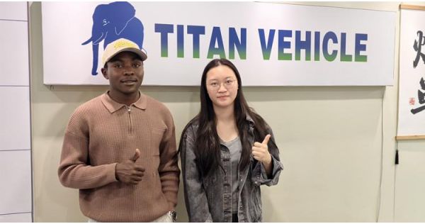 Se enviará un remolque de plataforma de tres ejes con barra de tiro a Tanzania
