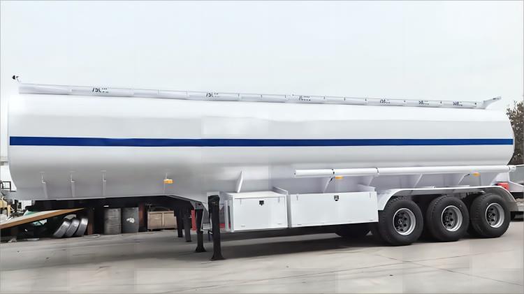 Remolque cisterna de combustible di&eacute;sel de 70000 litros a la venta en Mal&iacute;