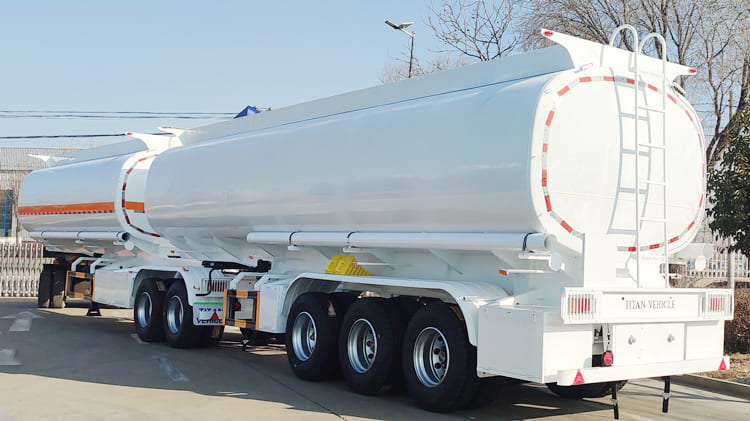 Remolque cisterna de combustible Superlink en venta en Costa Rica