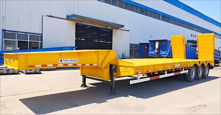 Remolque hidr&aacute;ulico de plataforma baja de 3 ejes a la venta en Zambia