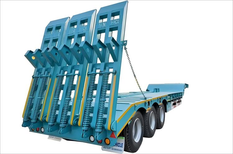 Semirremolque de plataforma baja de 3 ejes en venta en Guyana