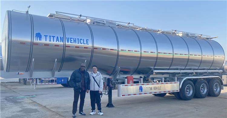 Remolque cisterna de acero inoxidable a la venta en Zambia