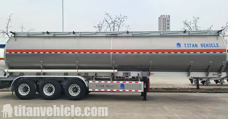 Remolque cisterna de aluminio de 3 ejes en venta en Haití