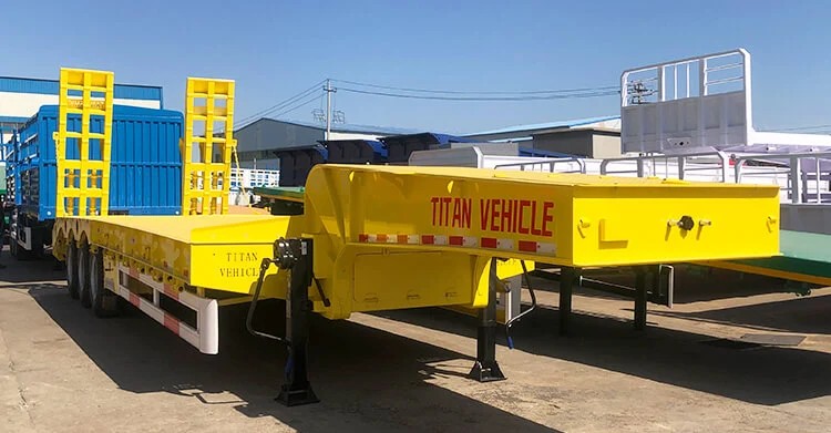 Semirremolque de plataforma baja de 3 ejes en venta en Burkina Faso