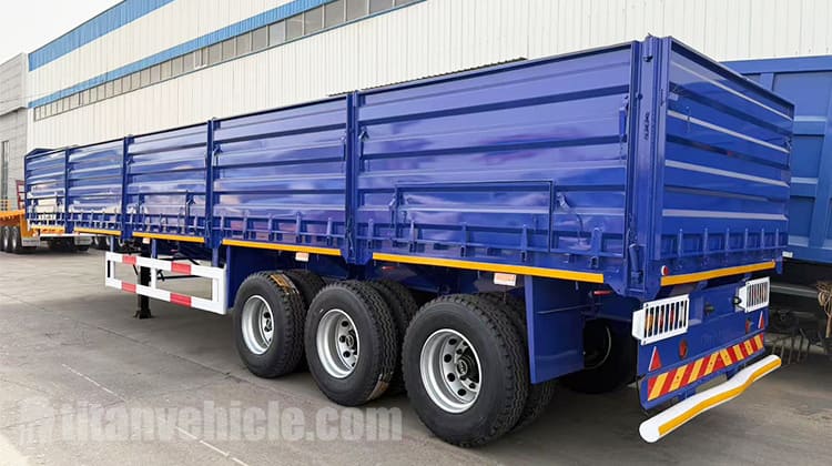 Semirremolque de carga con paredes laterales en venta en Zambia