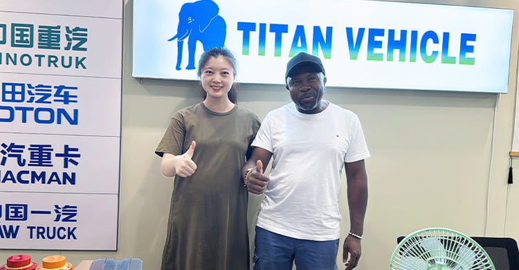 Remolque portacontenedores de plataforma de 4 ejes en venta en Tanzania