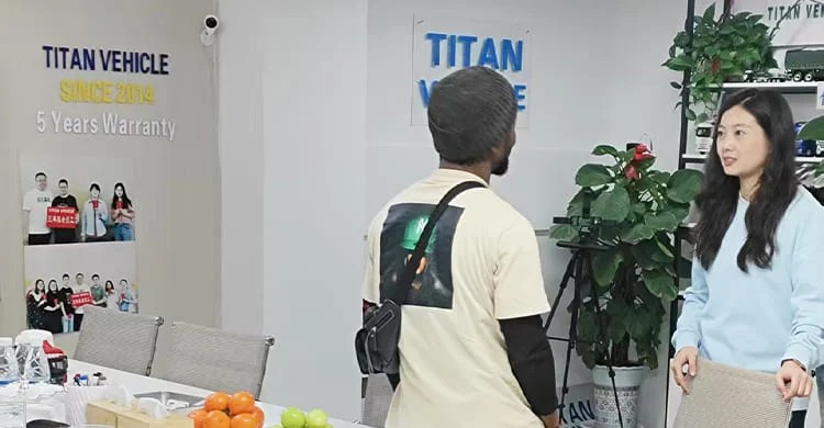 Remolque de cuello de cisne desmontable en venta en Angola