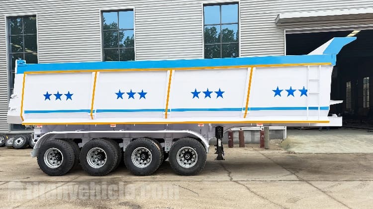 Se vende semirremolque basculante de 4 ejes en Tanzania.