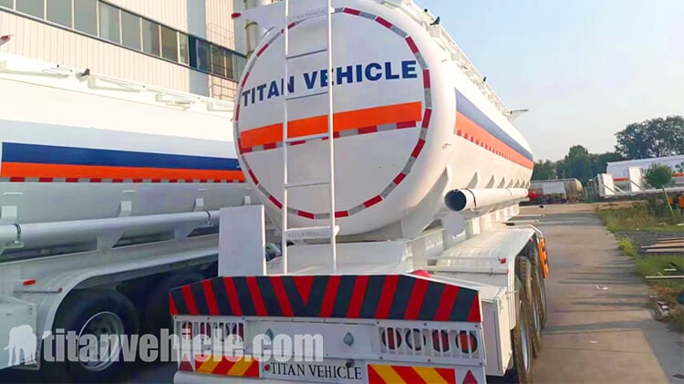 Petrolero cisterna de ácido sulfúrico de 30 cbm a la venta en Turkmenistán