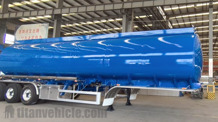 Remolque cisterna de gasolina en venta en Surinam