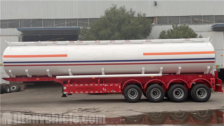 Semirremolque cisterna de petr&oacute;leo de 4 ejes y 60.000 litros en venta en Zambia