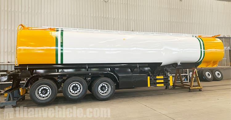 Remolque cisterna de combustible de 4500 litros en venta en Tanzania
