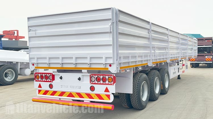 Remolque de transporte de granos de 3 ejes con laterales abatibles en venta en Zimbabue