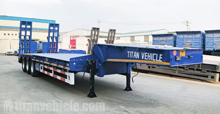 Remolque de plataforma baja de tres ejes en venta en el Congo