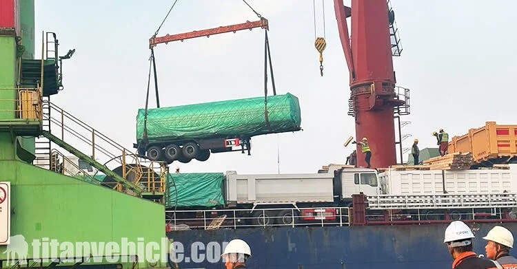 Remolque cisterna de combustible de 3 ejes en venta en Senegal