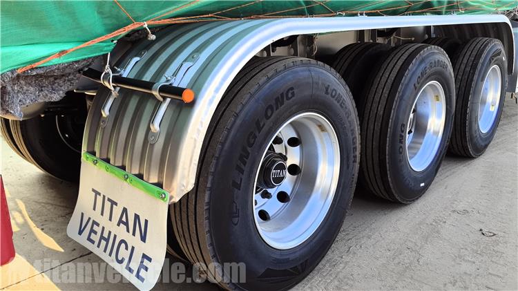 Se enviará un remolque cisterna de combustible de aluminio de tres ejes de 35000 L a Botsuana
