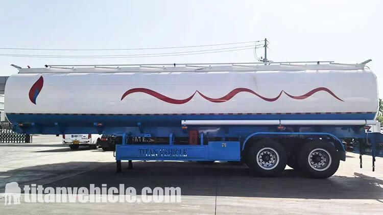 Cami&oacute;n cisterna de combustible de 42.000 litros en venta en Zambia
