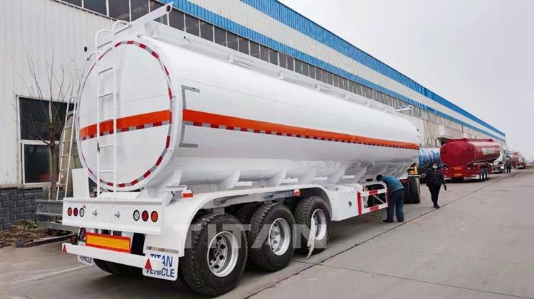 Semirremolque cisterna de combustible de 54000 litros