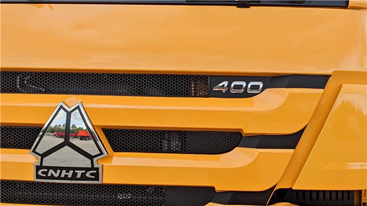 Camión volquete HOWO 6x4 a la venta en Columbia