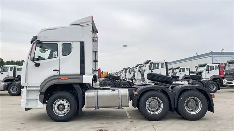 Camión tractor HOWO 6x4 a la venta en Chile