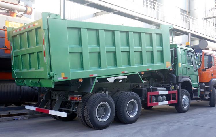 Camión volquete HOWO de 10 ruedas a la venta