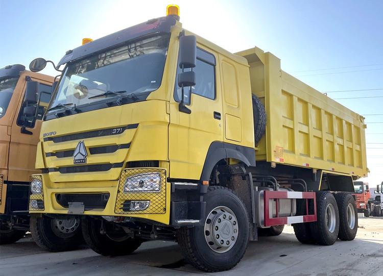 Camión volquete HOWO 371HP a la venta