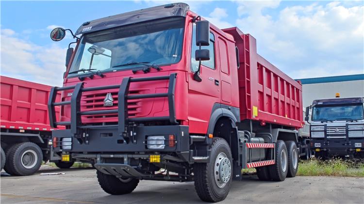 Camión volquete Sinotruk HOWO 400HP a la venta en Perú