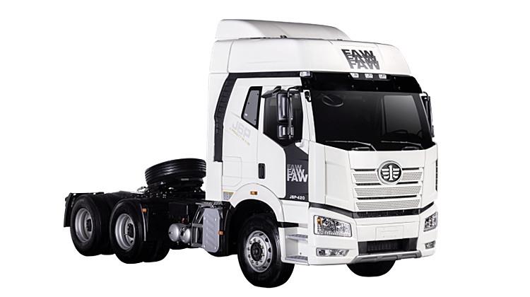 Camión tractor FAW J6P 420HP a la venta