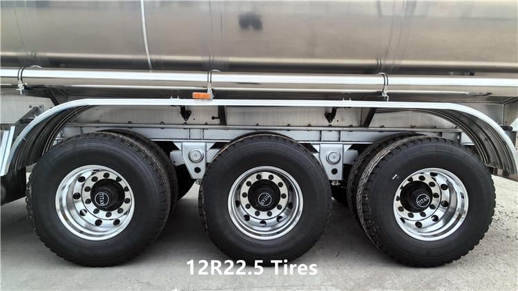 Remolque cisterna de aluminio de 42000 litros a la venta en Costa Rica