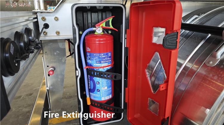 Remolque cisterna de aluminio de 42000 litros a la venta en Costa Rica