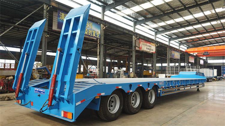 Remolque de plataforma baja de 60 toneladas