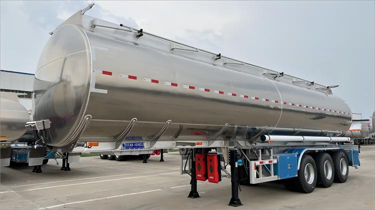 Petroleros de aluminio a la venta | Remolque cisterna diésel en venta | Precio del camión cisterna diésel | Remolque de combustible diésel