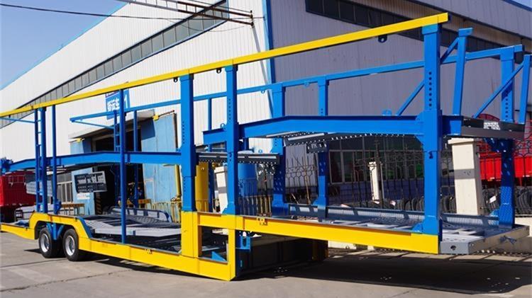 Remolque de dos pisos para transportar hasta 6 vehículos en venta en México