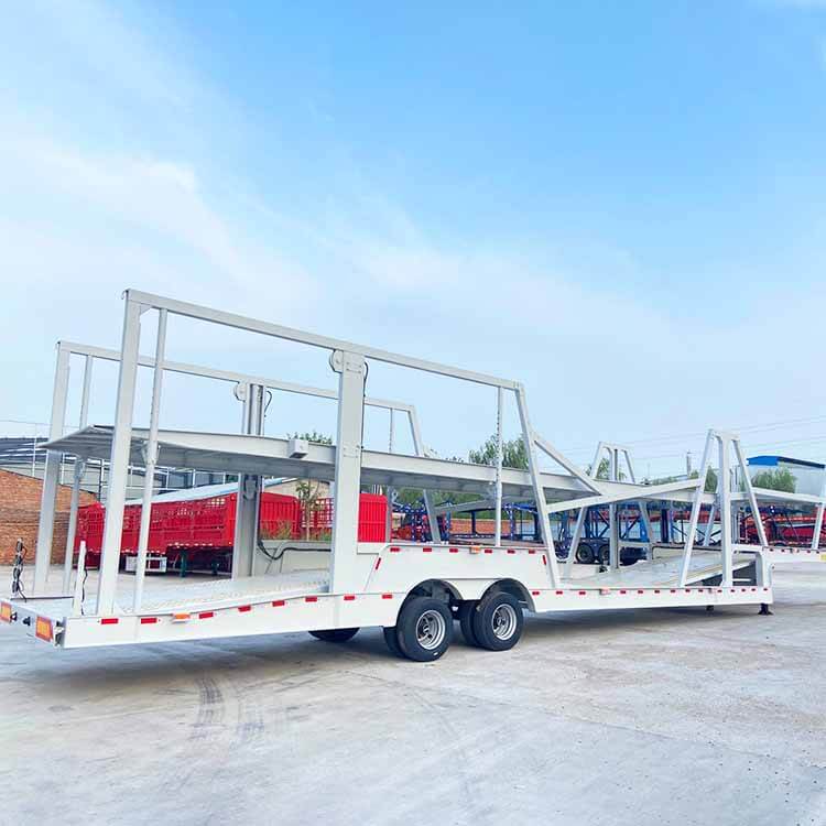 Remolque para 8 vehículos en venta en México