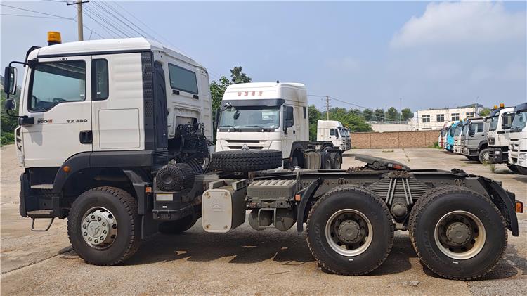 Camión Sinotruk 380HP 6x4 usado en buen estado a la venta