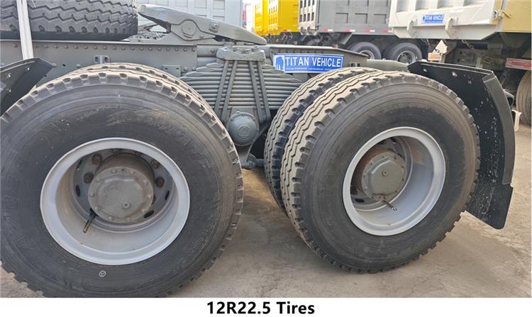 Camión Sinotruk Howo 371HP 6x4 usado antiguo