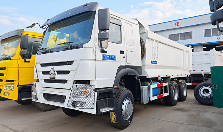 Camión Volquete Sinotruk Howo 371