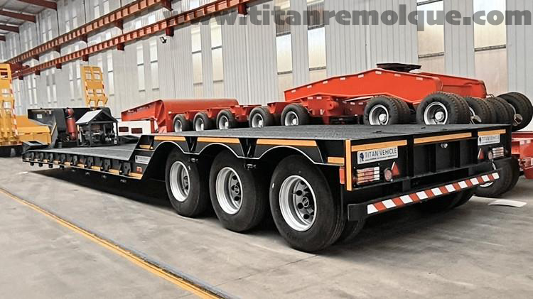 Remolque Lowboy de cuello de cisne desmontable de 3 ejes y 80 toneladas a la venta en México