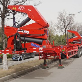 Cargador lateral para contenedores de 3 ejes y 40 pies