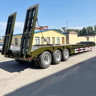 Remolque hidráulico de plataforma baja