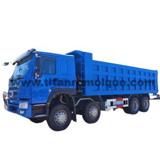 Camión volquete Sinotruk Howo 8x4 usado