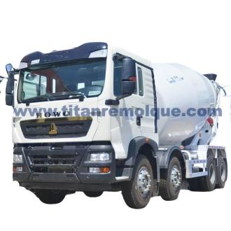 Camión hormigonera usado Sinotruk Howo 8x4